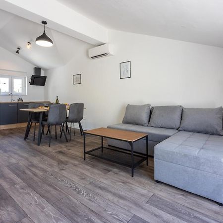 Luxury Apartments Lovorka 3 & 4***/**** Selce Εξωτερικό φωτογραφία