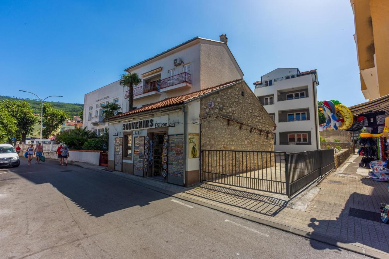 Luxury Apartments Lovorka 3 & 4***/**** Selce Εξωτερικό φωτογραφία