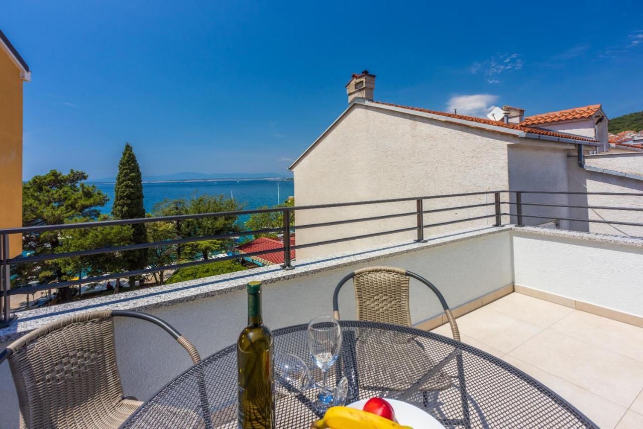 Luxury Apartments Lovorka 3 & 4***/**** Selce Εξωτερικό φωτογραφία