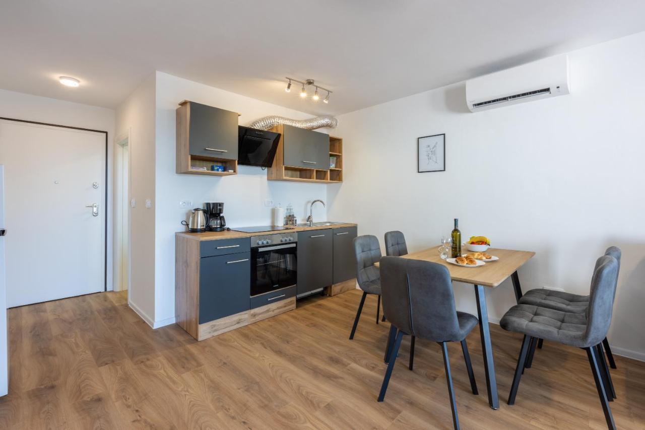 Luxury Apartments Lovorka 3 & 4***/**** Selce Εξωτερικό φωτογραφία